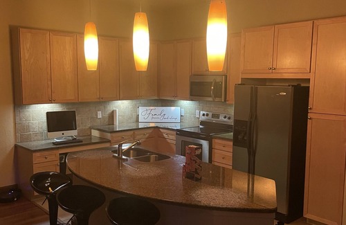 Houston Apartment | Entire Apt 1br w/private balcony SouthWest Houston