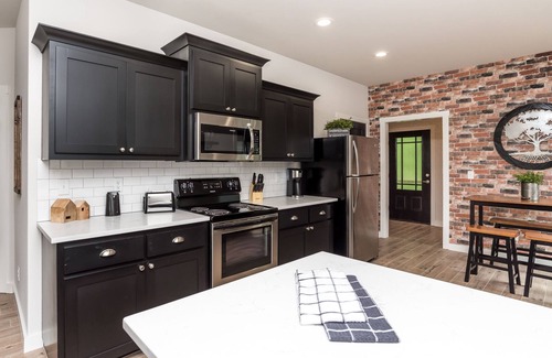 Bella Vista House | Entire Back 40 Bungalow 2bd 2ba Sleeps 4
