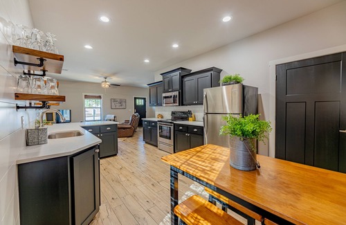 Bella Vista House | Entire Back 40 Bungalow 2bd 2ba Sleeps 8