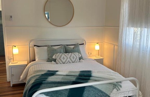 Bongaree House | Entire Beach House on Bribie Island