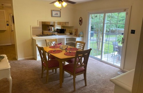Valdosta House | Entire Beautiful Home 3 Bedroom & 2 Bath