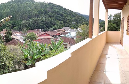 Santo Antonio do Pinhal House | Entire house for short and long stay accommodation.