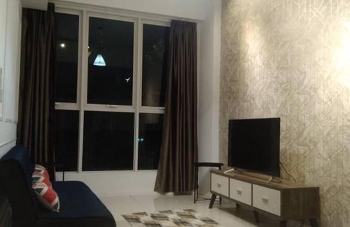 Kampung Sembulan Baru Apartment | Entire Condo at Sutera Avenue nearby Swiming pool Level
