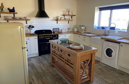 Caergeiliog Apartment | Entire cosy home from home country retreat