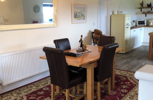 Caergeiliog Apartment | Entire cosy home from home country retreat