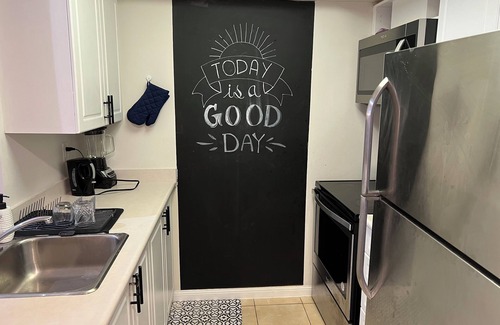 Willowdale Condo | Entire Cozy Apartment with free underground parking, tunnel access and pool