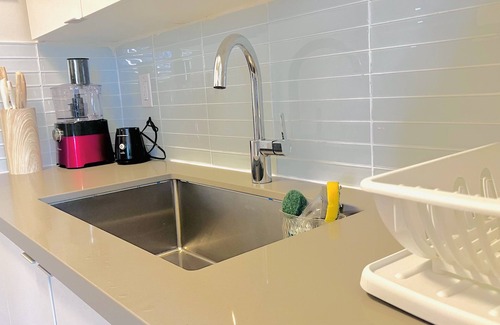 Fairbank Apartment | Entire Cozy Apartment In York