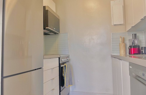 Fairbank Apartment | Entire Cozy Apartment In York