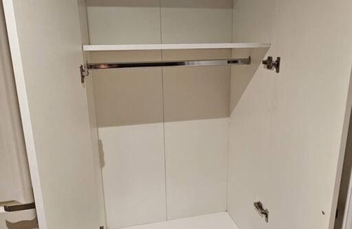 Fifield Apartment | Entire en-suite room in Windsor home with free parking