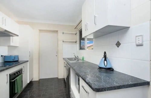 Mount Louisa House | Entire Family Home with private pool