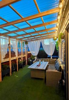 Bandon Apartment | Entire guest house in Bandon
