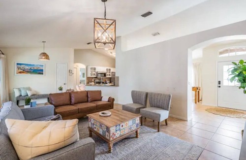 Boyette Springs House | Entire home, Heated Pool, Lake view and Gazebo!