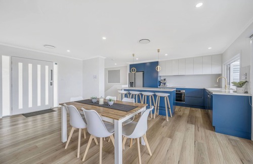 Mid North Coast Waterfront House | Entire home in Bonny Hills, Australia