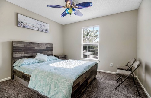Olathe House | Entire home in Olathe, Kansas