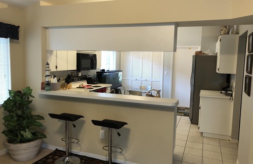 Palm Harbor House | Entire home in Palm Harbor that’s quiet & cozy.