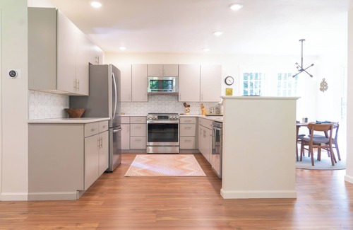 Adelma Beach House | Entire home in Port Townsend, Washingtonnn