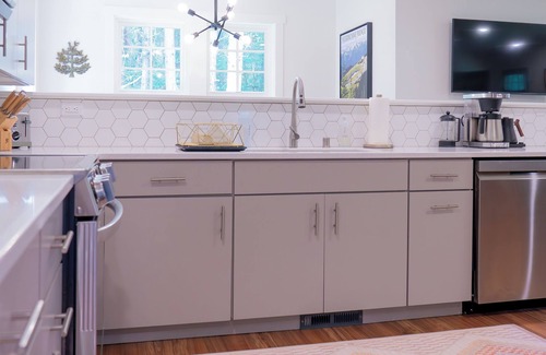 Adelma Beach House | Entire home in Port Townsend, Washingtonnn
