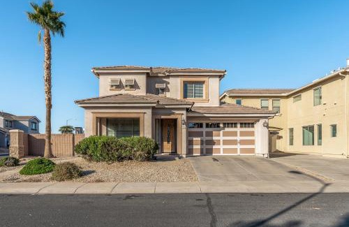 Royal Ranch House | Entire Home in Surprise Downtown, Arizona