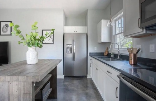 King William House | Entire home in the Historic King William District