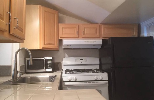 Downtown Baltimore House | Entire Home near Downtown Baltimore, Oriole's, Ravens, and the Convention Center