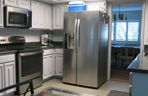 Tucson House | Entire Home on The Golf Course. Great location/Quiet/Bike friendly