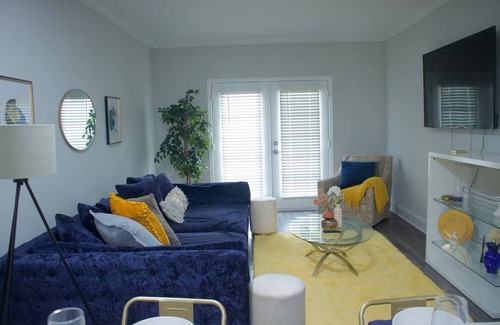 Lindridge-Martin Manor Apartment | Entire home: rental property in Atlanta, Georgia, United States
