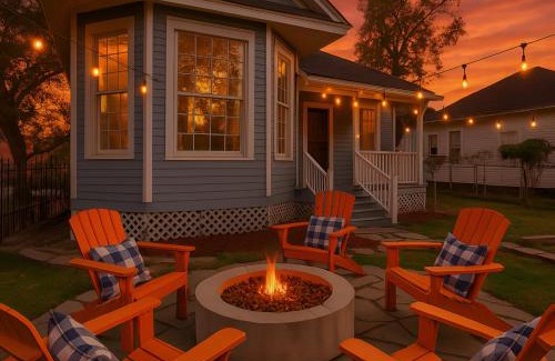 Northside House | Entire House 10 min from Downtown with Fire Pit and Outdoor Theater