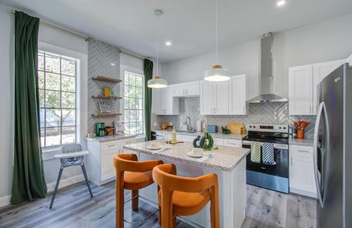 Northside House | Entire House 10 min from Downtown with Fire Pit and Outdoor Theater