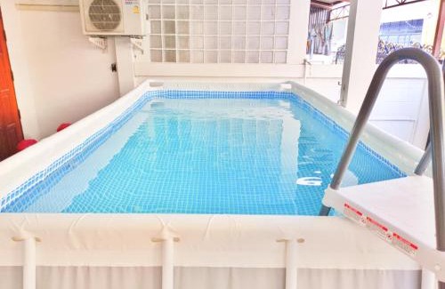 Phra Khanong House | Entire House for 16 people - Walking Distance from BTS Onnut