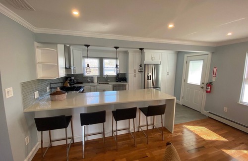 Long Branch House | Entire house hosted by Timmy 5 guests · 2 bedrooms · 5 beds · 1 bath