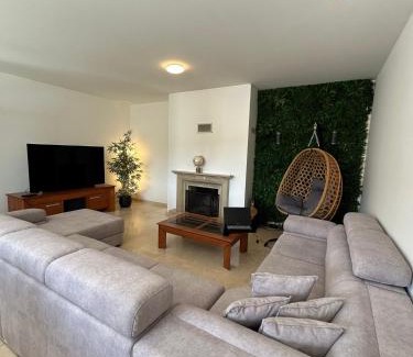 Loures House | Entire House Room Lisbon
