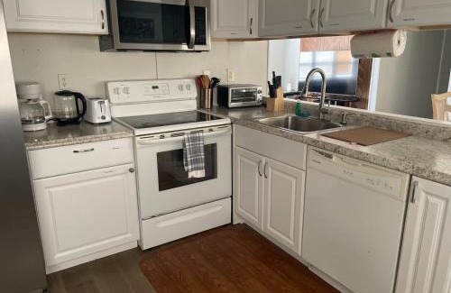Kissimmee House | Entire Mobile Home on Nature Land, 10 mins from airport, 20 mins from Disney
