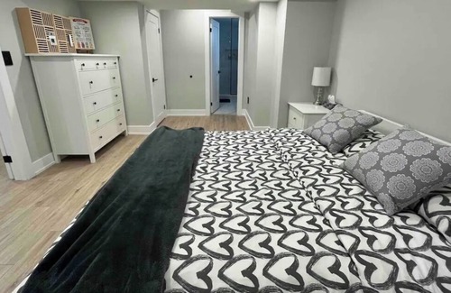 Aurora House | Entire Modern Basement Apartment Hosted in Aurora