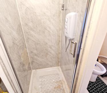 Manor Park Apartment | Entire Self-contained studio