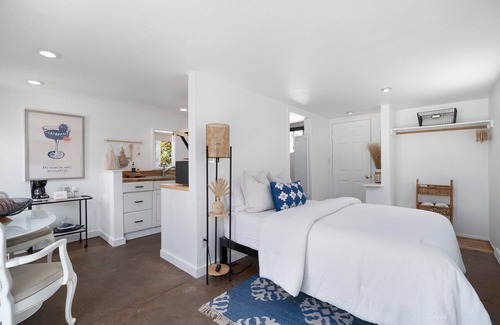Roosevelt Apartment | Entire Studio | Private Entrance | Sleeps 2