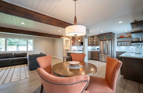Billings House | Entire vacation home hosted by Steven & Sachi