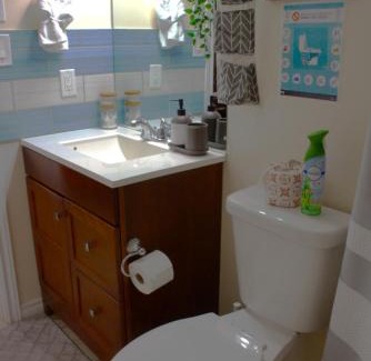 Southeast Edmonton Apartment | Entire Walkout Basement Suite 2 BDRM King & Queen Patio Prvt Entrance