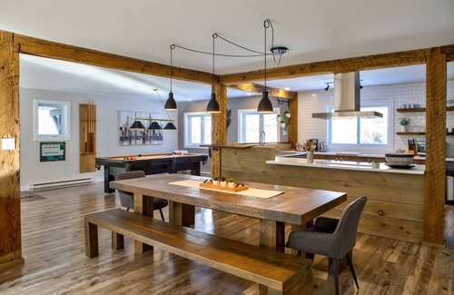 St-Adolphe-d'Howard Ski Chalet | Entre Monts et Lac - lac - Lake front & Volleyball