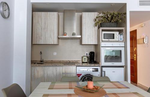 La Trinidad-San Juan y Todos los Santos Apartment | Entre Patios Centro, parking incluido