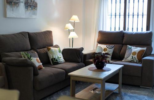 La Trinidad-San Juan y Todos los Santos Apartment | Entre Patios Centro, parking incluido