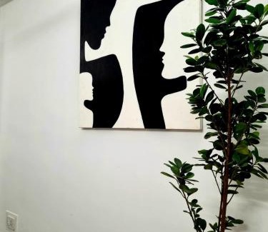 Pali Hill Apartment | Enzo Studio Apartment at Pali Hill