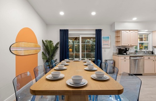 Madeira Beach House | Epic Indoor Slide! Pool&Hot Tub~Mini Golf~Fire Pit