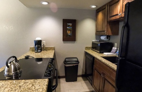 Purgatory Condo | Epic Mountain Views! 2 Miles North of Purgatory! Heated Pool !