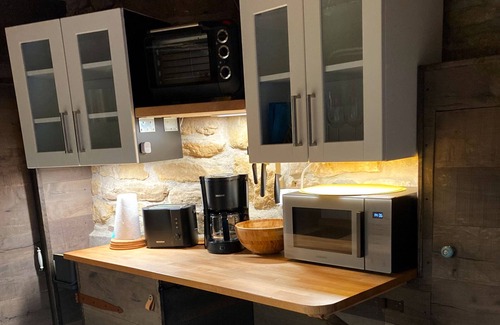 Vallee de lErnz Cabin | Eppeltree Hideaway Cabin, Comfy & Romantic Stay for Couples in Nature