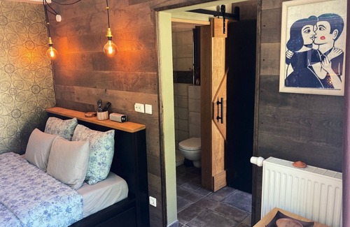 Vallee de lErnz Cabin | Eppeltree Hideaway Cabin, Comfy & Romantic Stay for Couples in Nature
