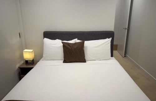 Epsom Apartment | Epsom Elegance Luxurious 2-Bedroom Haven