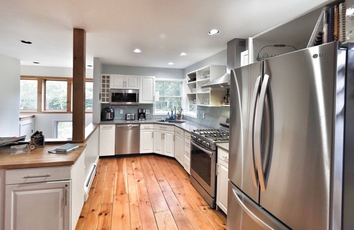 Plymouth House | Equinox Haus: Private retreat with pool table, hot tub and hiking trails