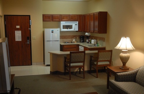 Bonanza Condo | Equipped King Suite Near LRD | Shared Hot Tub + Daily Free Breakfast