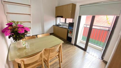 Dich Vong Apartment | Era Apartment Khuc Thua Du
