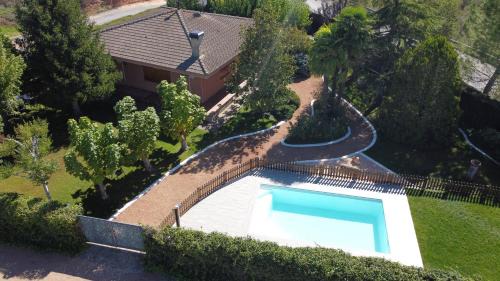 Artesa de Segre House | Era de Cal Baro - Casa rural con gran piscina y jardin